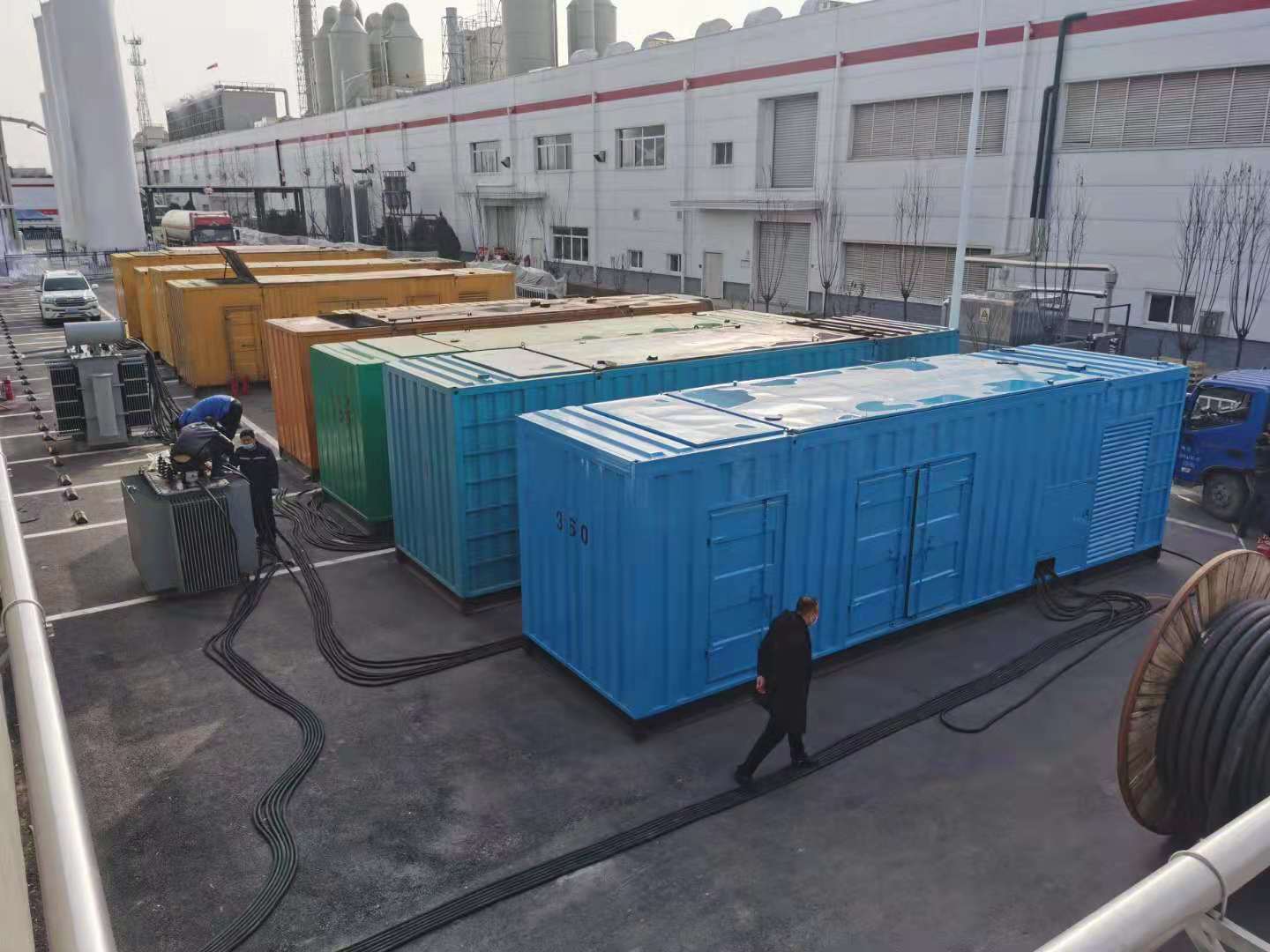 和田市发电机出租-两相发电机与三相发电机有何区别?