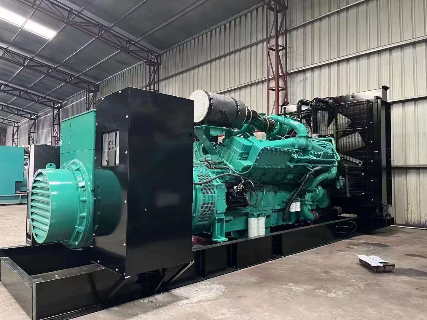和田市如何降低 800kW 柴油发电机输出电流的波动？