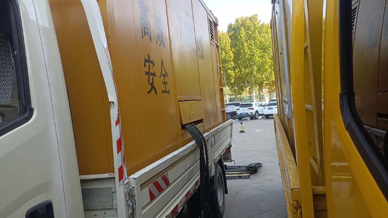 和田市如何判断柴油发电机组和UPS电源的切换时间是否符合要求？